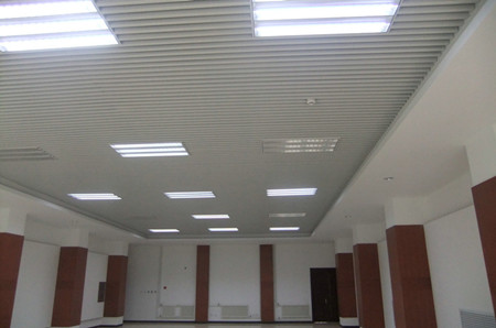 專業生產訂購優質鋁方通與鋁格柵 今日行情與安裝指南